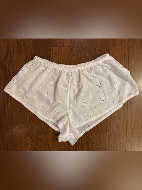 Victoria's Secret Eyelet Sleep Shorts S White Floral Lounge Pajama Cotton Blend